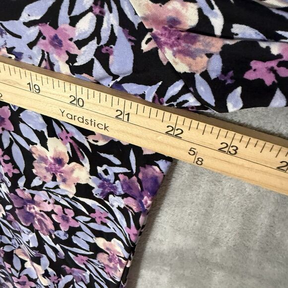 NWT Cocomo Woman Top 1X Roll Tab Sleeves Purple Floral Popover Wrinkle Free Plus - Picture 6 of 10